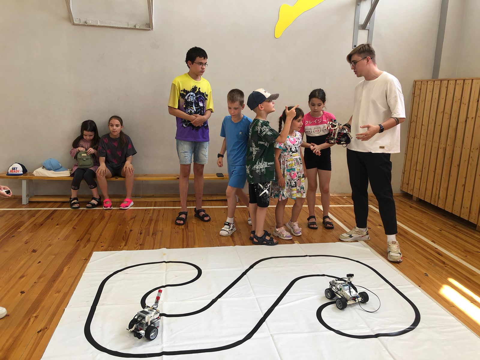 В гости приезжал Кванториум.