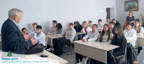 Сегодня, 30 января, нашу школу вновь посетил Николай Дмитриевич Судавцов.